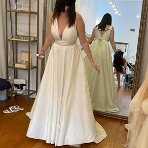Size 10 wedding dress